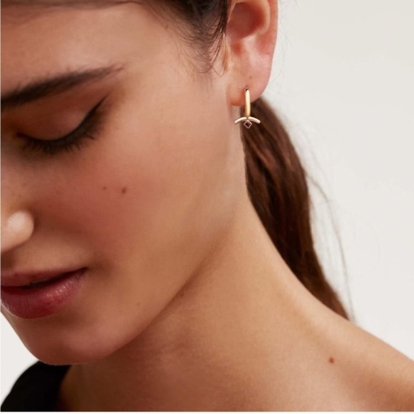 GOLD 14k Gold Plated Purple Cubic Zirconia Hoop Earrings - Picture 4 of 4